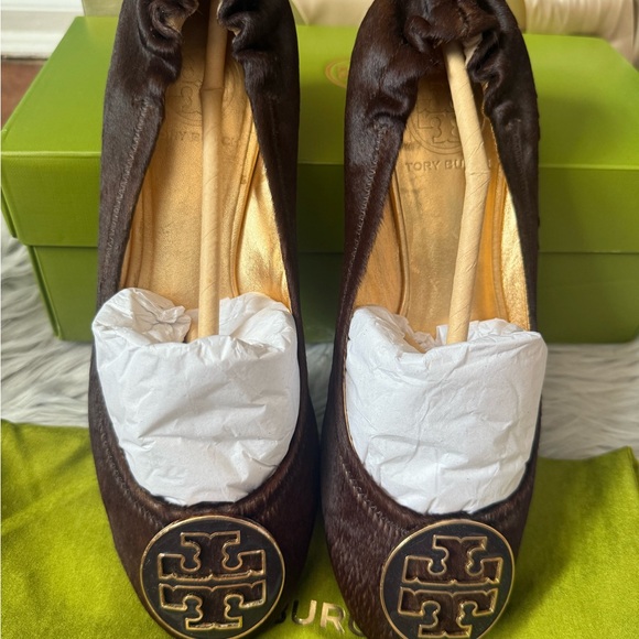 Tory Burch flat real fur size 8 - Picture 2 of 16